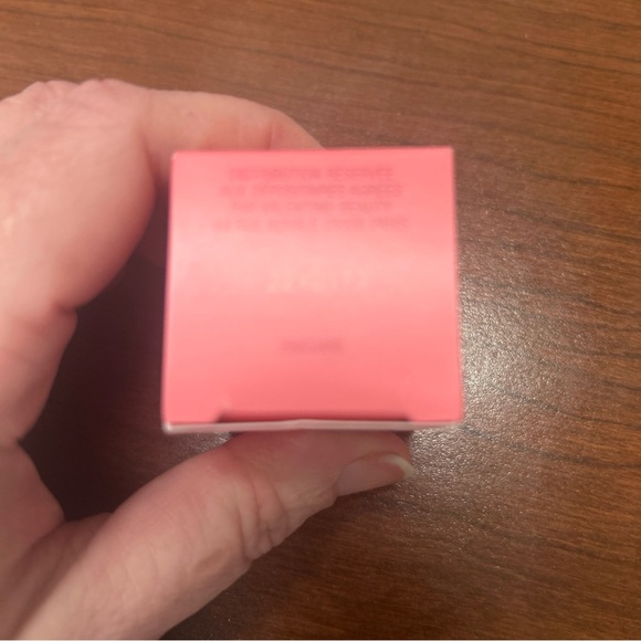 Valentino Donna BORN IN ROMA Women Perfume 6ml-0.2oz EDP Splash MINI SIZE - Picture 3 of 3